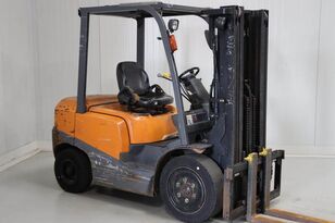 لیفتراک دیزلی TCM FD30T3