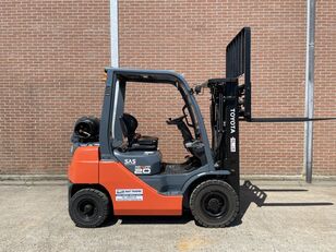 لیفتراک گاز سوز Toyota 02-8FGF20
