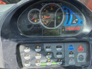 فروش لودر تلسکوپی Manitou MT 1840 E-3 - 4X4X4 - 7.632 HOURS - 18 METER - 4.000 KG تصویر 13 لودر تلسکوپی Manitou MT 1840 E-3 - 4X4X4 - 7.632 HOURS - 18 METER - 4.000 KG تصویر 13